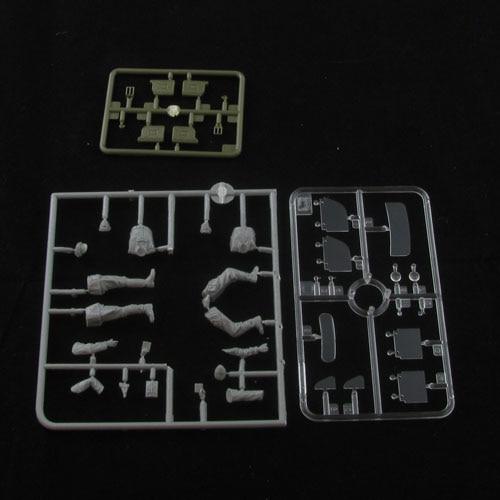 BRONCO Echelle 1/35 Voiture Allemande 'Stabswagen'Mod.1937(Saloon) - La bourse des jouets